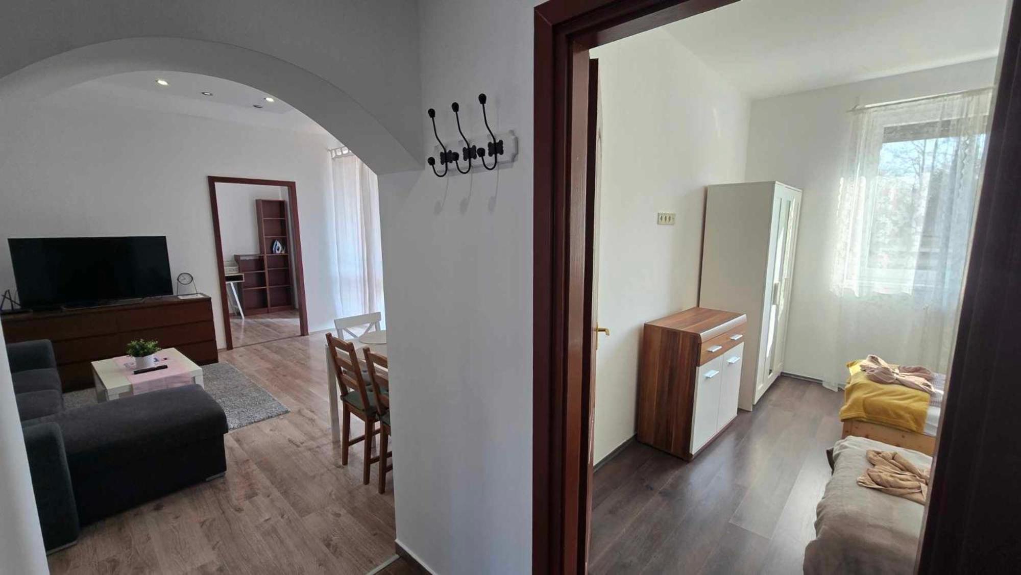 Aqua Apartman Tiszaújváros Esterno foto