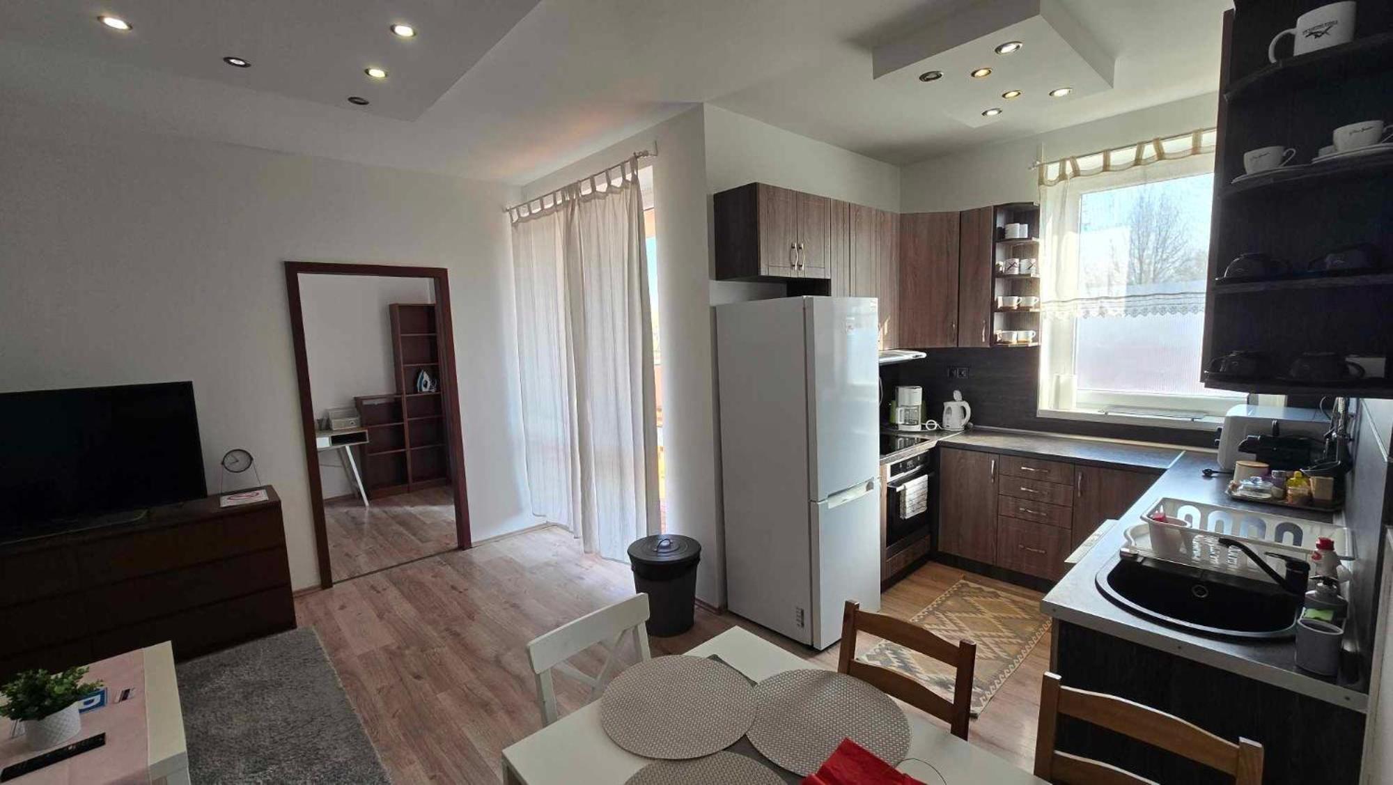 Aqua Apartman Tiszaújváros Esterno foto